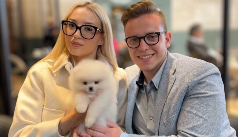 Teacup Pomeranian Puppies for Sale in Indiana: Top 6 Locations